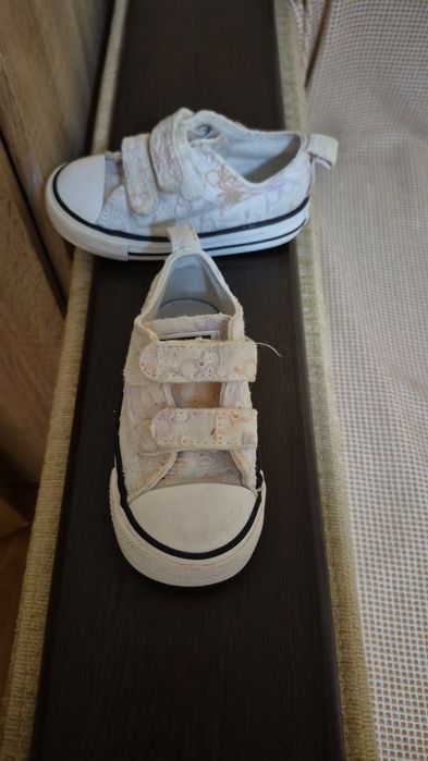 Teniși Converse fete! Mărimea 22