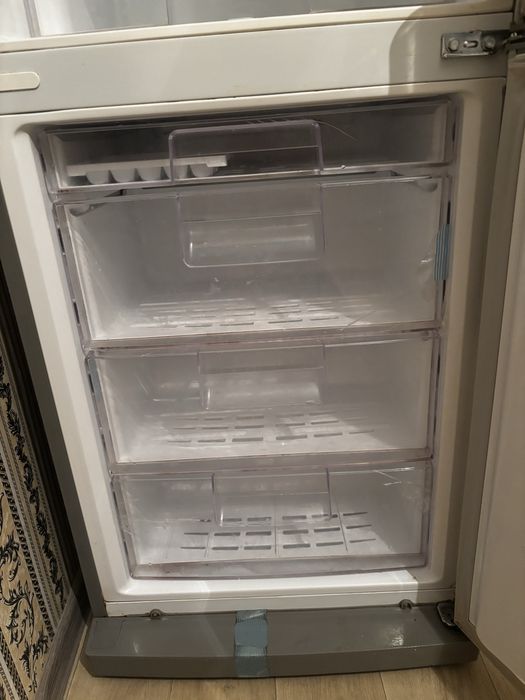 *Холодильник срочно*