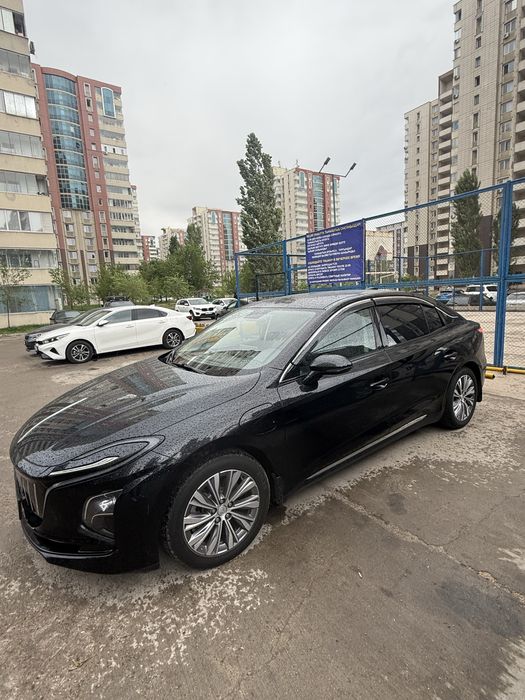 Hongqi E-QM5 Plus аренда 16 000тг