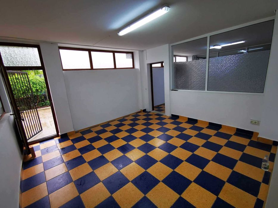 Birouri - Spatii comerciale - 150 mp