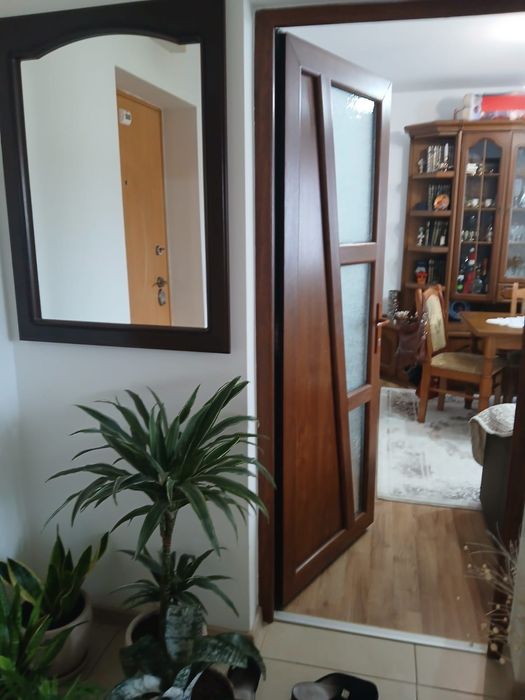 Vând apartament 2 camere Dărmănești, Bacău