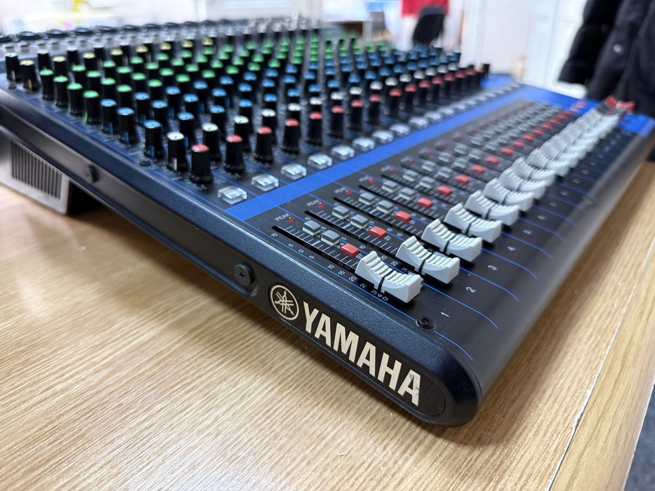 Mixer Yamaha Mg20xu
