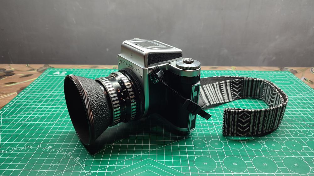 Pentacon SIX + 80 мм.  + аксессуары