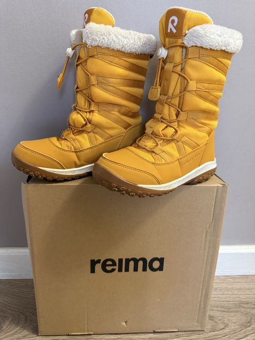 Продам зимние сапоги reima