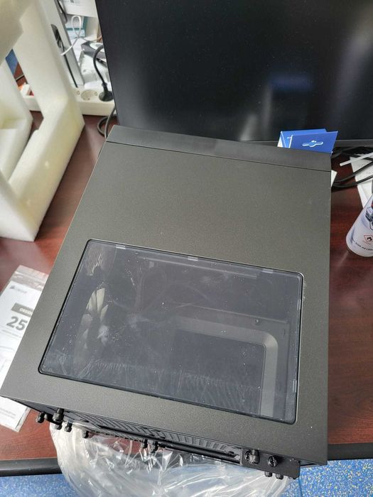 Carcasa PC Obsedian series 250D Mini ITX