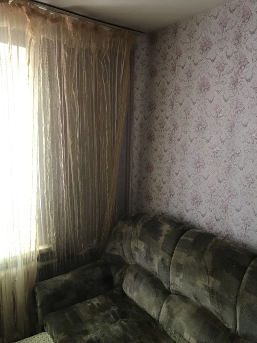 Продам срочно комнату