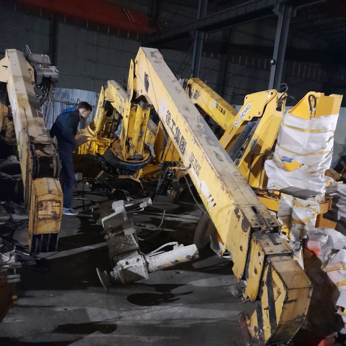 Продаётся манипулятор isuzi 2012 г