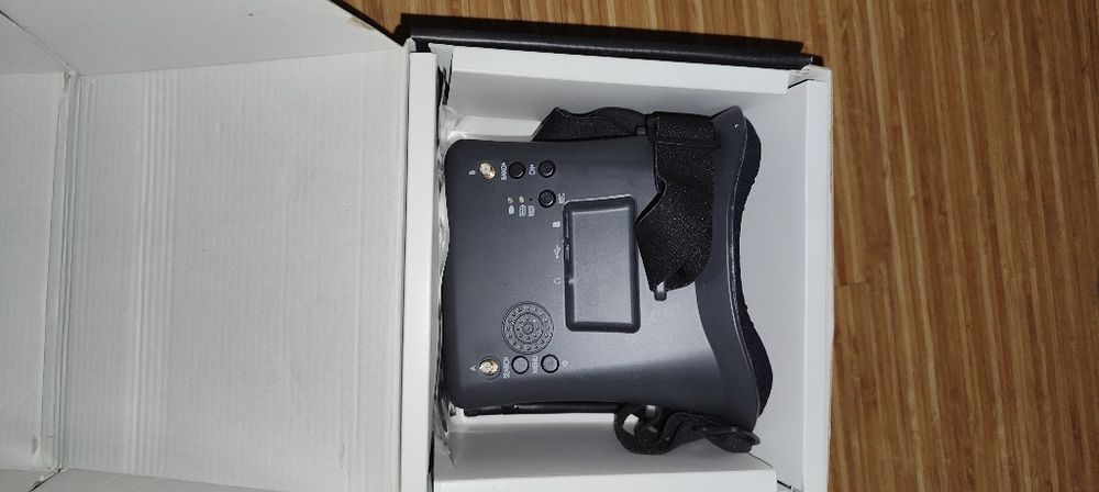 FPV квадракоптер mobula8