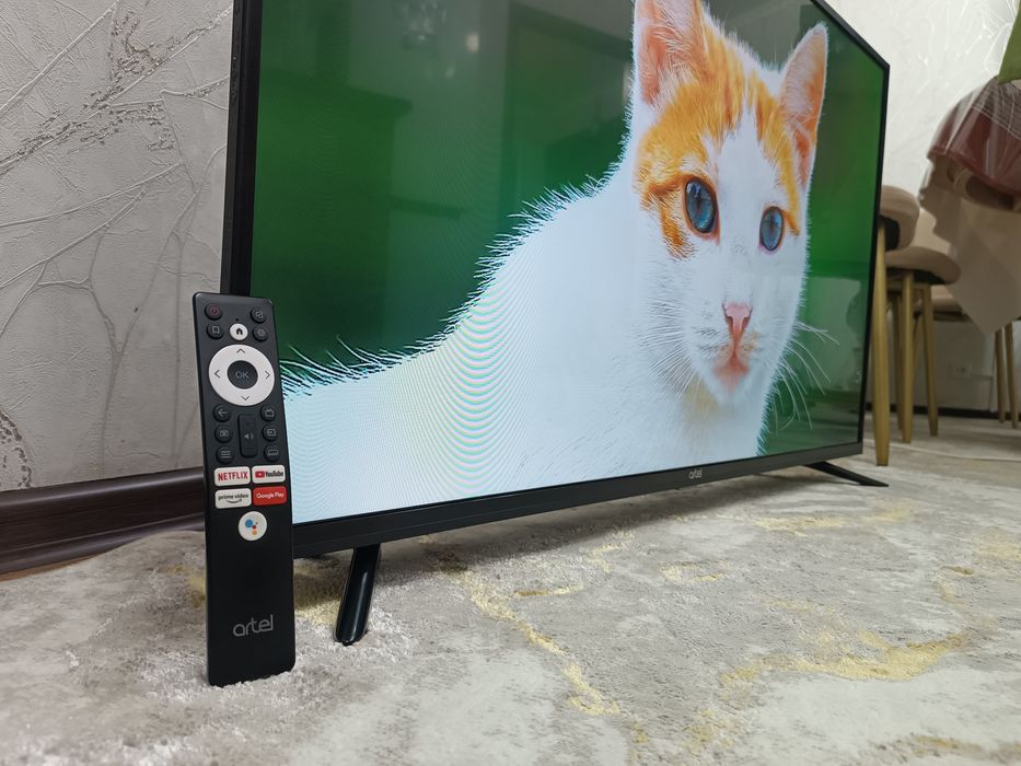 ТЕЛЕВИЗОР Artel Смарт ТВ + Кронштейн.
