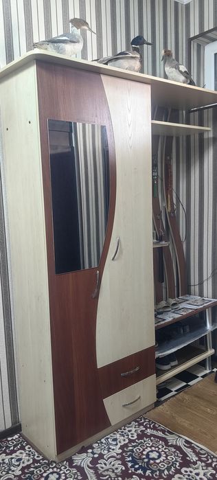 Прихожка продаем..