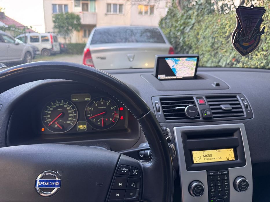 Vind VOLVO S 40  GPL