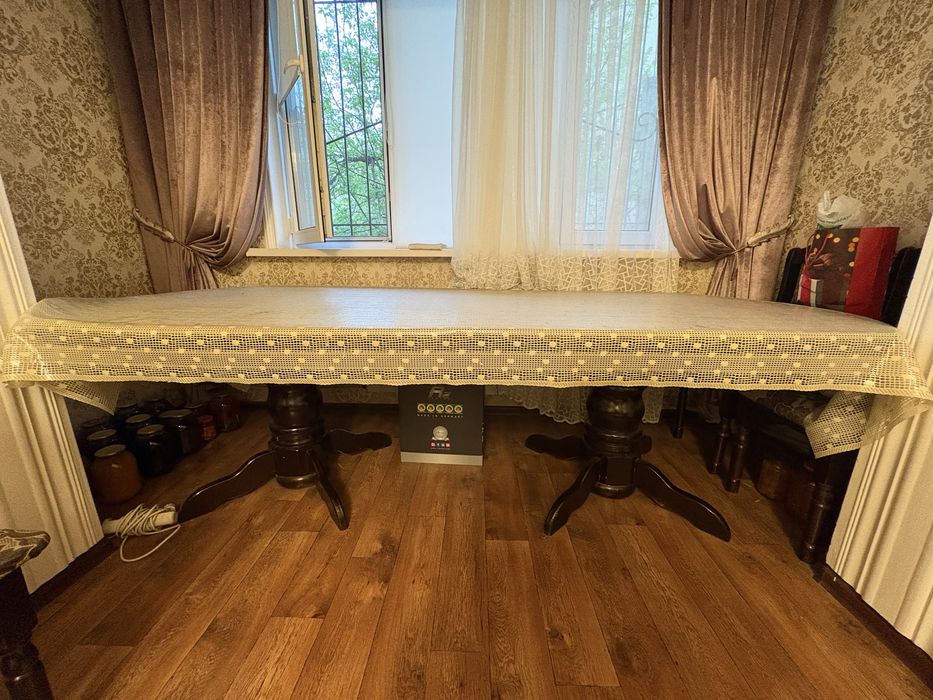 Продам большой стол