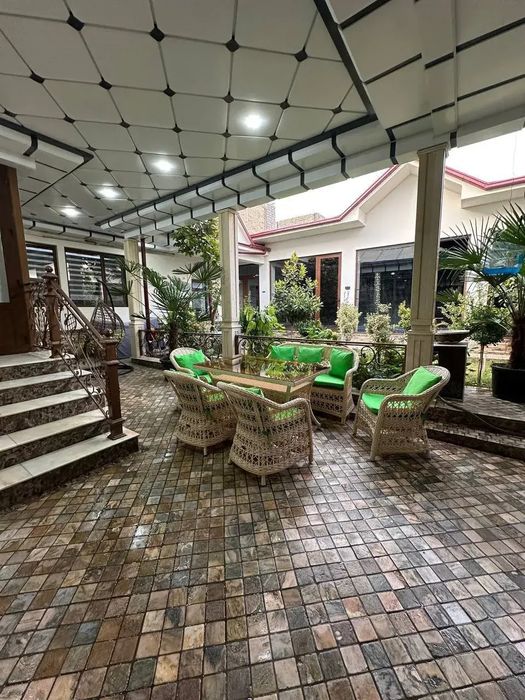 Вилла в Чимгане семейная