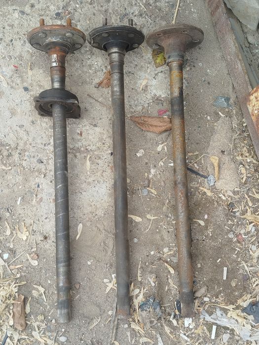 Полуось задний 2шт