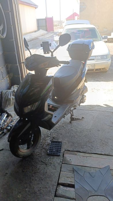 скутер м8 семей..