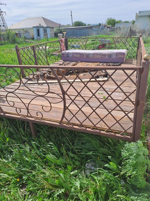 Продам саке тапчан