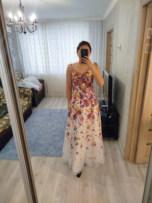 Платья на прокат