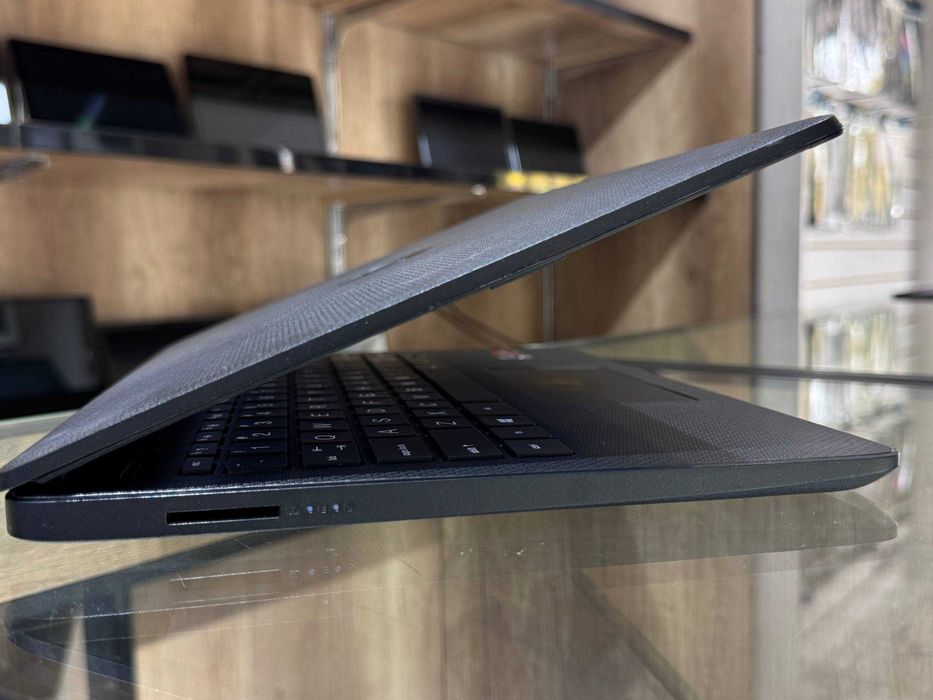HP LAPTOP 14-fq1xxx Ryzen 7 5700U ram 16 ssd 512 14" HD сенсорный!