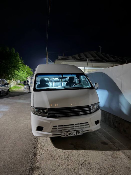 Mikroavtobus 15 kishili sotiladi 15.000$ srochna