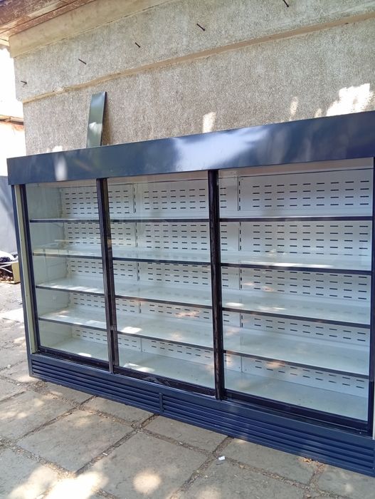 Витрина холодильник