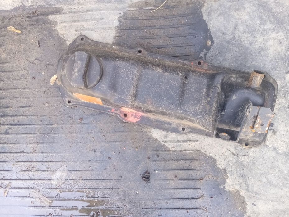 Головка Ауди 80б4 инжектор 2.0