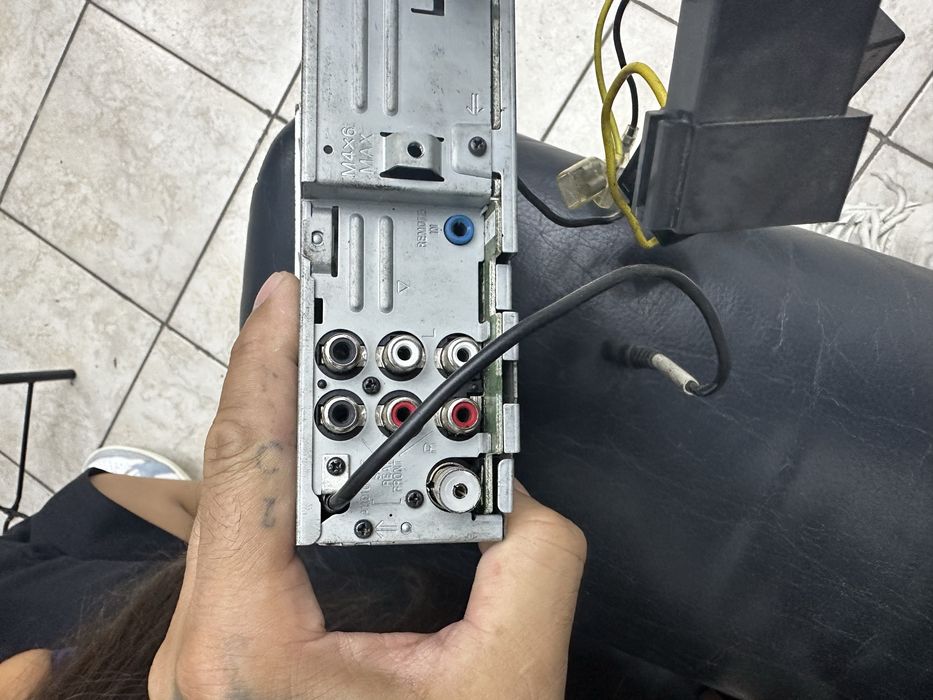 Sony mex xb100bt