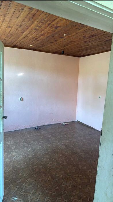 Вила с двор 3 дка ,Севлиевски лозя