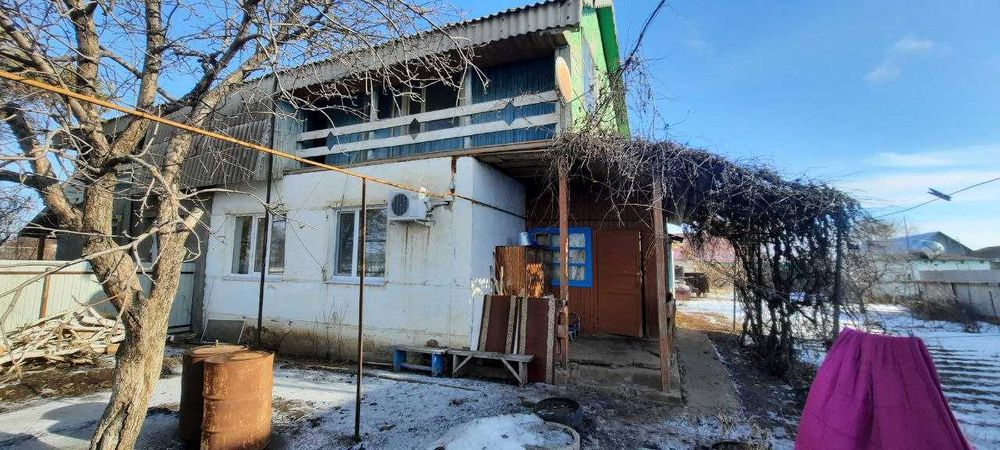 Продаётся дом в п. Подстёпное вдоль трассы