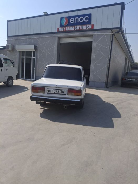 Srochna Moshina sotiladi