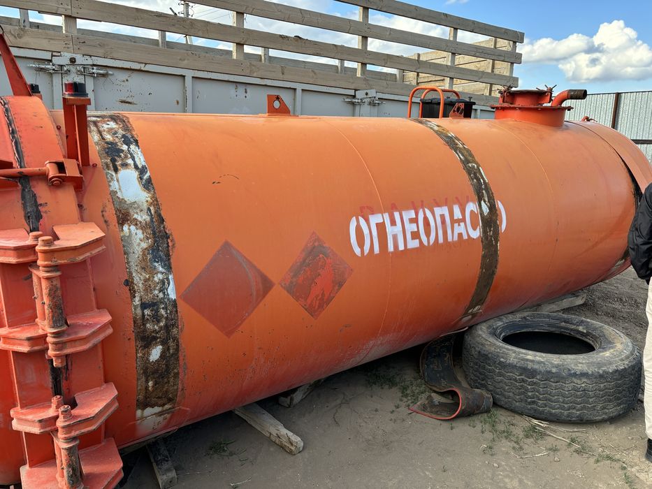 Цистерна емкость