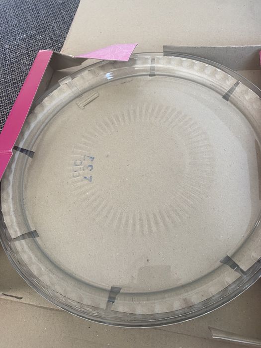 Большие блюдца