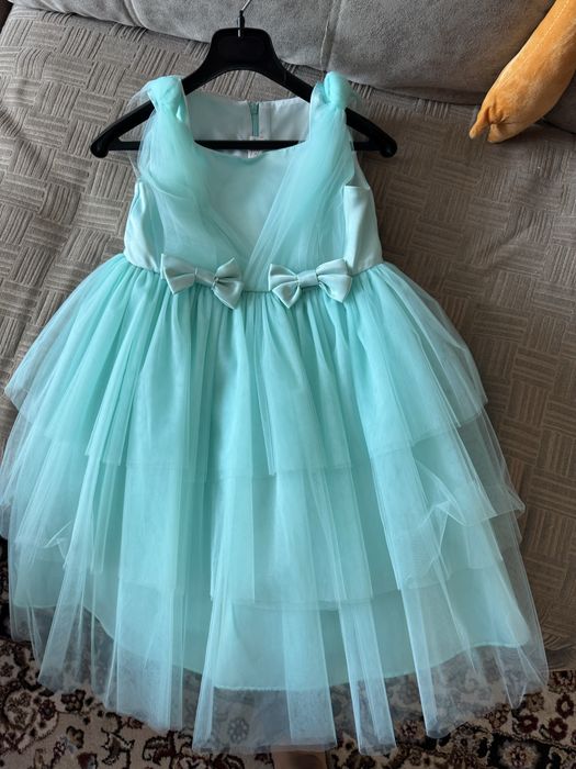 Нарядное платье.