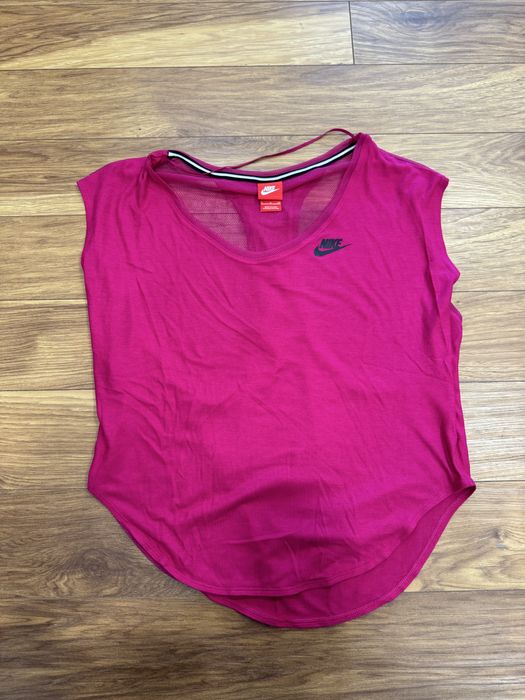 Дамска тениска NIKE