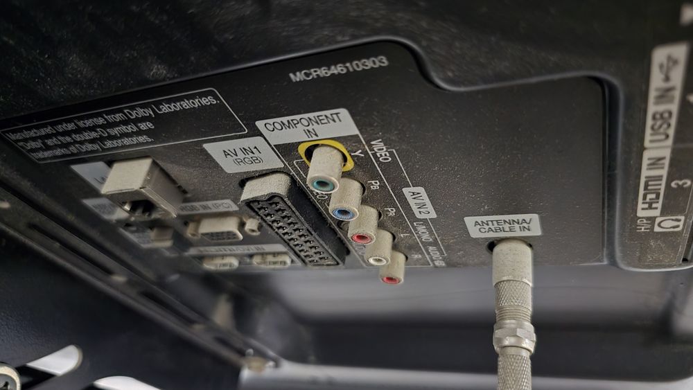 Телевизор LG 42 дюйма