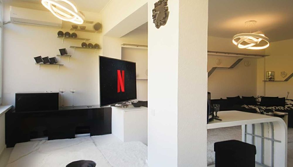 Дизайнерская 3-комнатная квартира в самом сердце Ц-4 от собственника