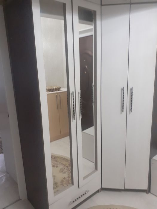 Прихожая мебель продается цена 75.000