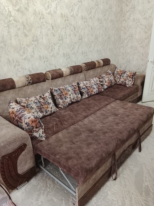 Раздвижной диван 4 м