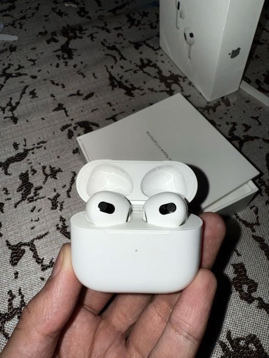 Наушники Apple AirPods 3 with Lightning