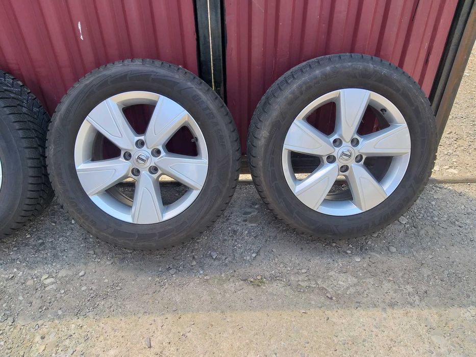 Jante VOLVO Xc40 Iarna R17 + Anvelope GoodYear 235 60 R17