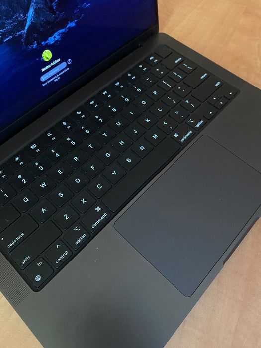 MacBook Pro 14-inch M3 Pro 512 GB