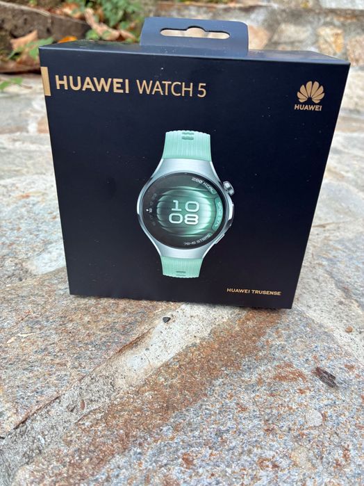 Часовник хуавей 5 нов