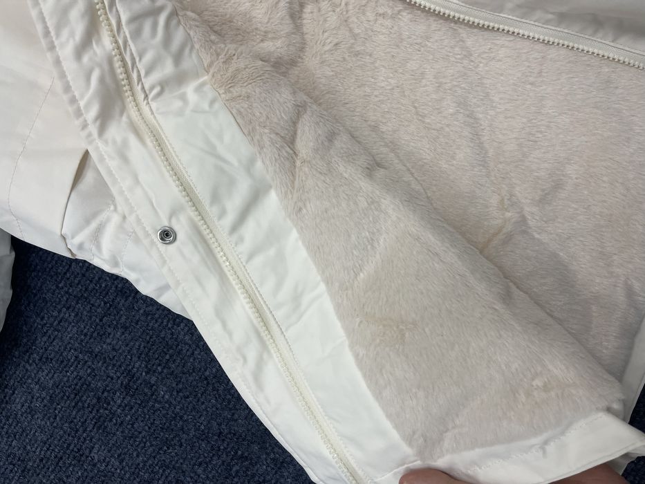 Ақ түсті қыстық Куртка