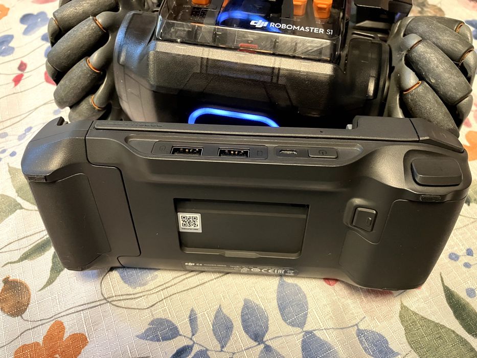 DJI Robomaster S1 + Контролер