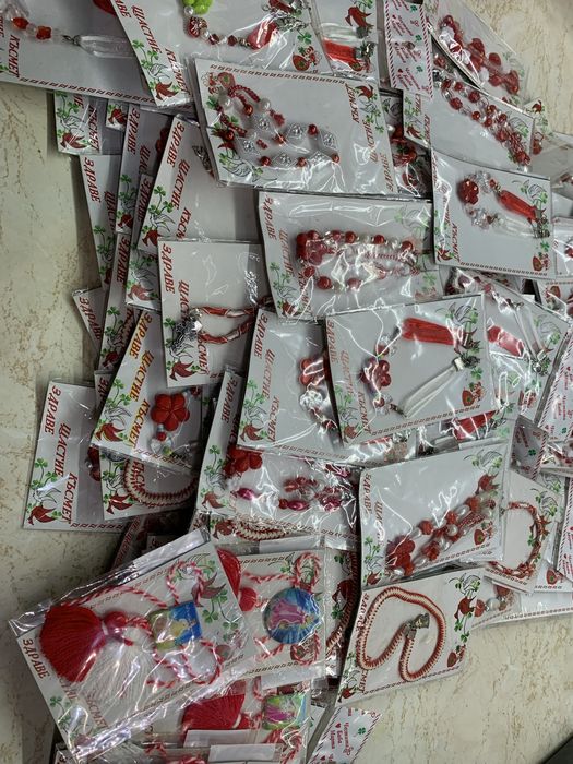 Мартеници на едро - различни видове