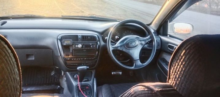 Продам Тойота карина