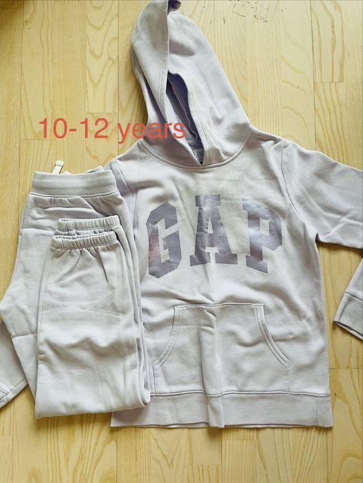 Одежда на девочку 8-10 лет