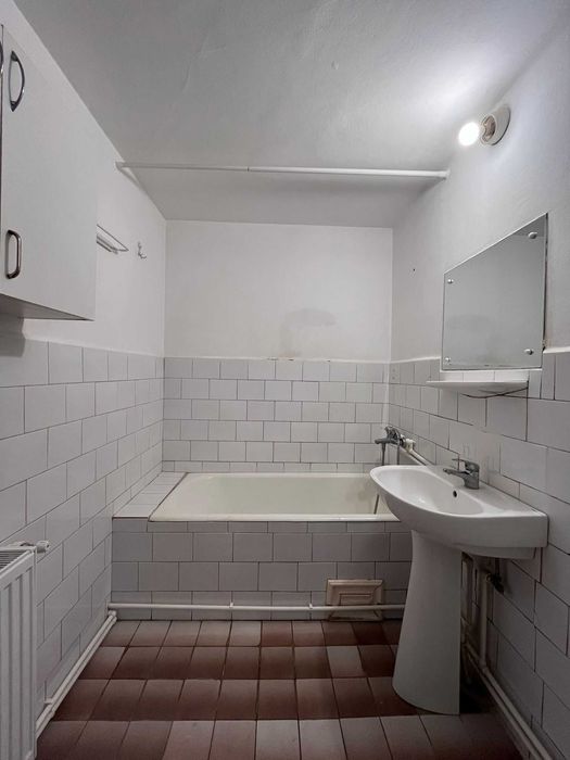 Vanzare apartament 3 camere, bloc anvelopat, centrala proprie, Giurgiu