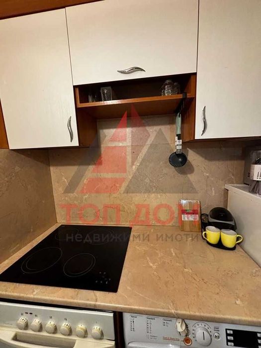 Дава се под наем Едностаен апартамент в Варна, Левски - 30 кв.м за 306 € - Снимка #2