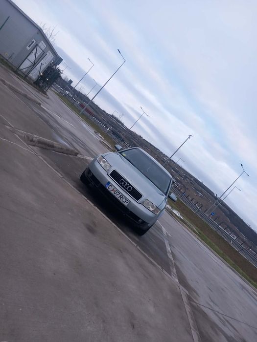 AUDI A4 0 — imagine 2