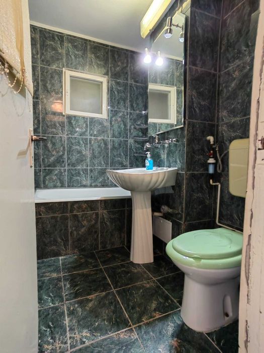 Vanzare apartament 3 camere, etaj 4/4, Mihai Bravu, Ploiesti